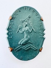 Vintage Weimar German Porcelain Pin Badge Leipzig 1925 Rosenthal Trade Fair Pass picture
