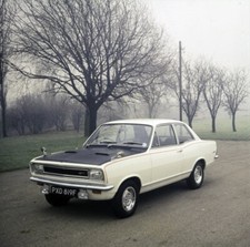 Vauxhall Viva 2000 GT 1968 Advertising Motor Show Car Old Photo 2 picture