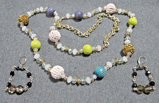 Vintage color plastic goldtone metal beaded necklace + crystals pierced earrings picture