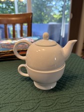 Design Pac Tea For One Stackable Teapot & Mug Set White Ceramic EUC picture