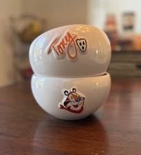 Kelloggs Vintage 2001 Tony the Tiger Frosted Flakes Cereal Bowl picture