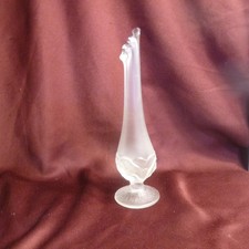 Fenton Frosted Satin Swung Glass Water Lily 10