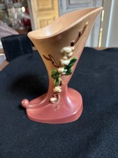 Roseville Snowberry Cornucopia Vase, 1CC-8