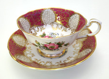 Vtg Paragon Fine Bone China Teacup & Saucer Burgundy/Gold Lace & Floral Bouquet picture