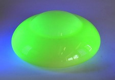 VINTAGE URANIUM GLASS LAMP SHADE VERY NICE CONDITION 5 3/4 FITTER picture