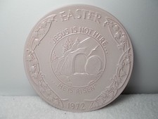 Vintage 1972 Frankoma Easter Jesus Is Not Here He Is Risen 7 1/2