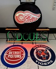 Detroit Red Wings,Pistons, Tigers ￼Authentic ODOULS Neon Sign picture
