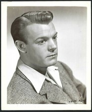 DENNIS O'KEEFE VINTAGE ORIGINAL PHOTO HOLLYWOOD ACTOR STUNNING MOVIE PORTRAIT picture