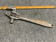 VINTAGE GREENFIELD 8” LITTLE GIANT REVERSIBLE PIPE WRENCH, FEB 4 1913 PAT, USA picture