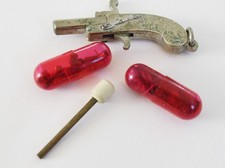 VINTAGE RARE CHADWICK 1.5” PISTOL KEY CHAIN w/ WADDING, AMMO & ROD JAPAN picture