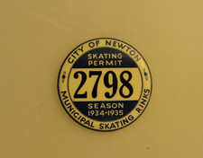 VINTAGE 1934 - 1935 CITY OF NEWTON SKATING PERMIT PIN picture