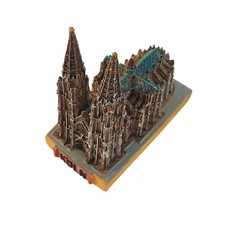 Gothic Cologne Cathedral Landmark Model Figurine Resin Souvenir Table Ornament picture