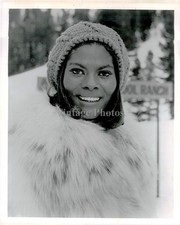 1975 Dionne Warwick Singer Songwriter Tv Show Host Historic Vintage Photo 8x10 picture