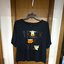 Disney Halloween Trick or Treat Graphic Black T-Shirt Adult Unisex XL picture