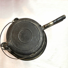 Wagner No. 8 Round Cast Iron Stovetop Waffle Iron Manual 1900-1919 picture