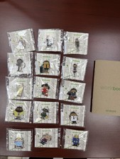 15 Collectible Android MWC 2018 Partner Walk Barcelona Pins with Workbook picture