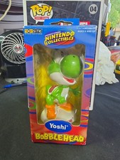 Toy Site Nintendo Collectibles Yoshi Green Plastic Bobblehead Figure Boxed picture