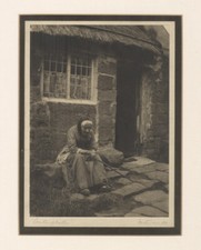 EARLY 20th CENTURY PHOTOGRAPH  FRANK MEADOW SUTCLIFFE 'CONTEMPLATION' picture