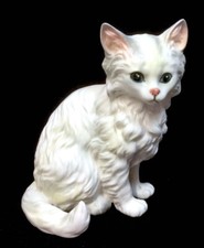 pre-1971 LEFTON bone china CAT FIGURINE white PERSIAN KITTEN 1514 (left) picture