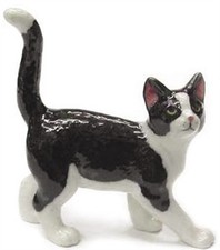 ➸ NORTHERN ROSE Cat Miniature Figurine Black and White Cat Kitten picture