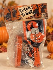 1940s HALLOWEEN U.S. METAL TOY CO TIN LITHO NOISEMAKER SET OF 3 SEALED NOS WOW picture