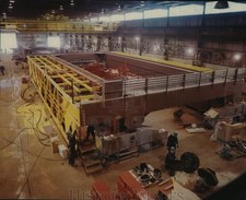 1996 Press Photo Crane Manufacturing is remanufacturing two 300-ton cranes, WI picture