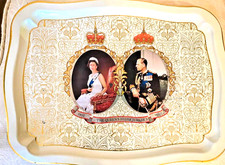 Queen Elizabeth's Silver Jubilee-1952-1977, Beautiful Vintage Collectible Tray picture