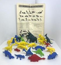 Vintage 1970's Edmund Science Dinosaur Set - 23 Plastic Figures + Instructions picture