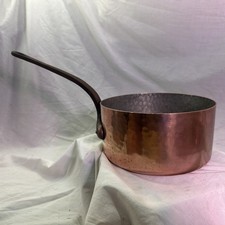 Vintage 7.3in Copper Saucepan Hammered Tin Solid Copper  picture