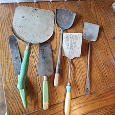 6 Vtg Spatula Spreader Wooden Handle Seratted Blade Cake Cutter Icing Turner Wok picture