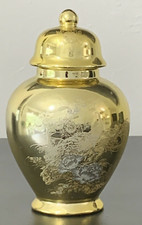 VINTAGE PORCELAIN 7