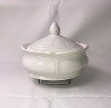 Vintage Federalist White USA Ironstone Tureen Lidded Casserole Dish. 7” Round picture