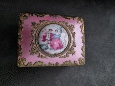 VTG VICTORIAN REV COURTING COUPLE CERAMIC METAL EMBOSSED PINK & GOLD TRINKET BOX picture