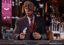 In Stock New Hot Toys 1/6 MMS546 Two-Face Harvey Dent The Dark Knight Action Toy picture