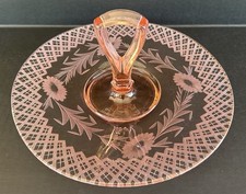 Mckee Pink Depression Glass Lid Bit Tray Center Handle Etched Lattice & Floral picture