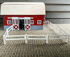 Schleich Red Barn Horse Stable Building with White Fence, Wood/Plastic -2007 picture