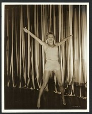 UNKNOW HOLLYWOOD ACTRESS VINTAGE ORIGINAL PHOTO DANCING STUNNING SEXY LEGS picture