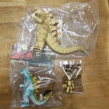 BE@RBRICK Godzilla (1964) Gold Paint 100% Shachihoko Color Nagoya Limited picture
