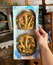 Vintage 70s Miller Studio Mushroom Hot Pad Holder Wall Hooks NOS Original Box picture