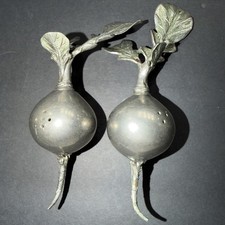 Vintage Pottery Barn Metal Radish Salt and Pepper Shaker Set Gardening Vegetable picture