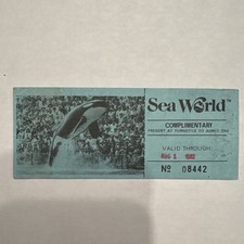 VINTAGE-UNUSED SEAWORLD Entry Ticket- 1982 - very rare  picture