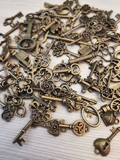125 PCS Vintage Skeleton Key Set Charms JIALEEY Mixed Antique Style Bronze Brass picture