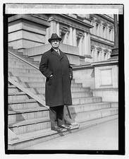 Photo:Edwin Denby 1921 Portrait on Capitol Steps picture