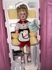 Madame Alexander Coca Cola Carhop Porcelain Doll Roller Skates Box COA picture