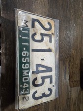 Vintage 1932 Missouri License Plate w/ Attached Metal Revalidation Tab Strip picture