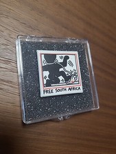 Keith Haring Vintage Free South Africa 1985 Design 1988 Pin Rare Brand New Box picture