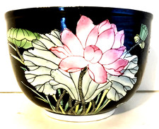 Vtg Macau Lotus Flower Chinoiserie Bowl Black Ceramic w/Pink Lotus  4.5