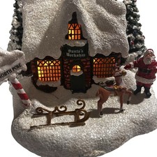 Vtg 2010 Thomas Kinkade Santas Workshop Illuminated Village Figure Teleflora picture