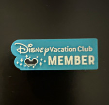 Disney Disney Vacation Club Member Pin/Button Blue Single, Disney Franchise picture