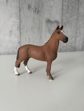 Schleich Horse 13837 Hanoverian Gelding Chestnut Braided Horse 2016 RETIRED picture